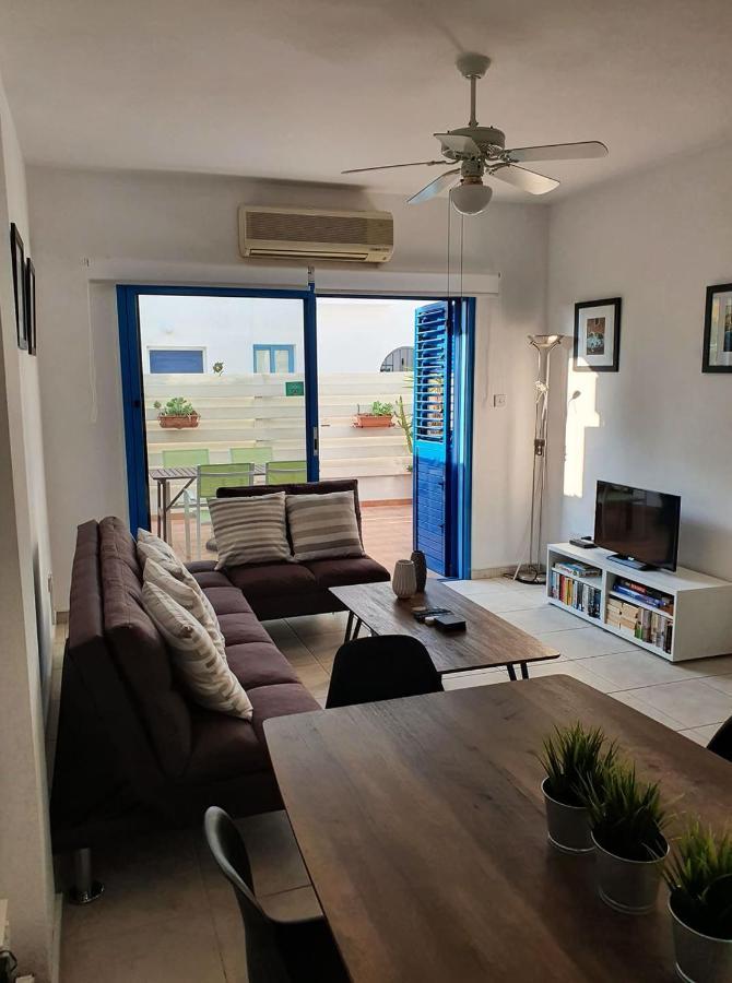 Apartment Central Gem - 10 Min Walk To The Sea, Harbor And Mall Paphos